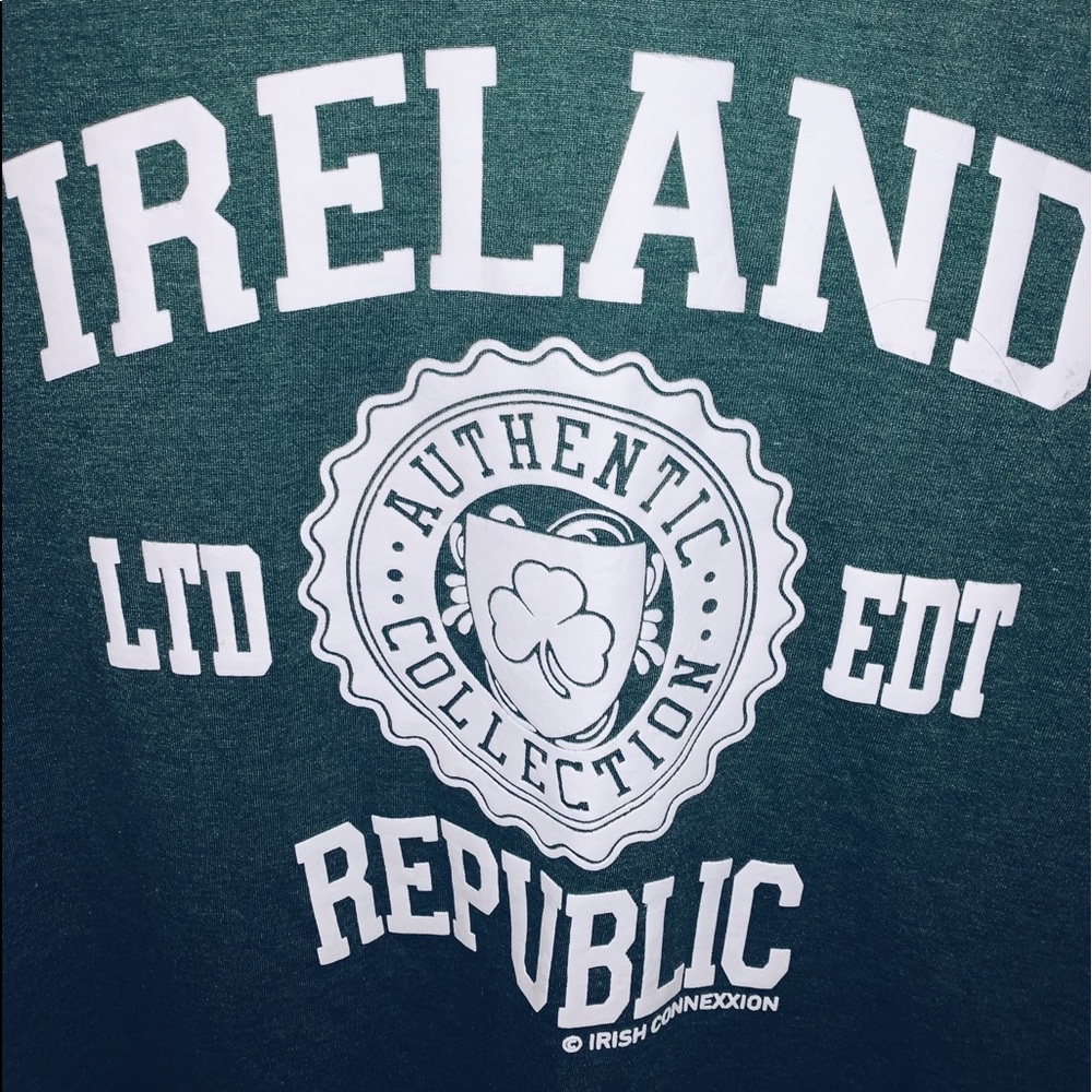NWT Authentic Irish Connexxion Dublin Top